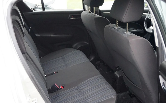 Suzuki Swift cena 25900 przebieg: 144000, rok produkcji 2013 z Nowogrodziec małe 79